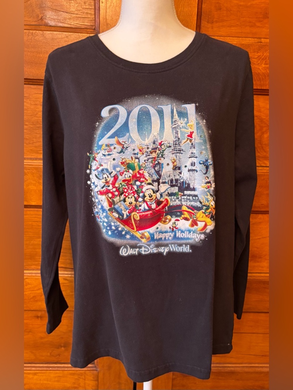 Disney Parks Women’s  2011 Holiday Graphic Long-Sleeve Tee